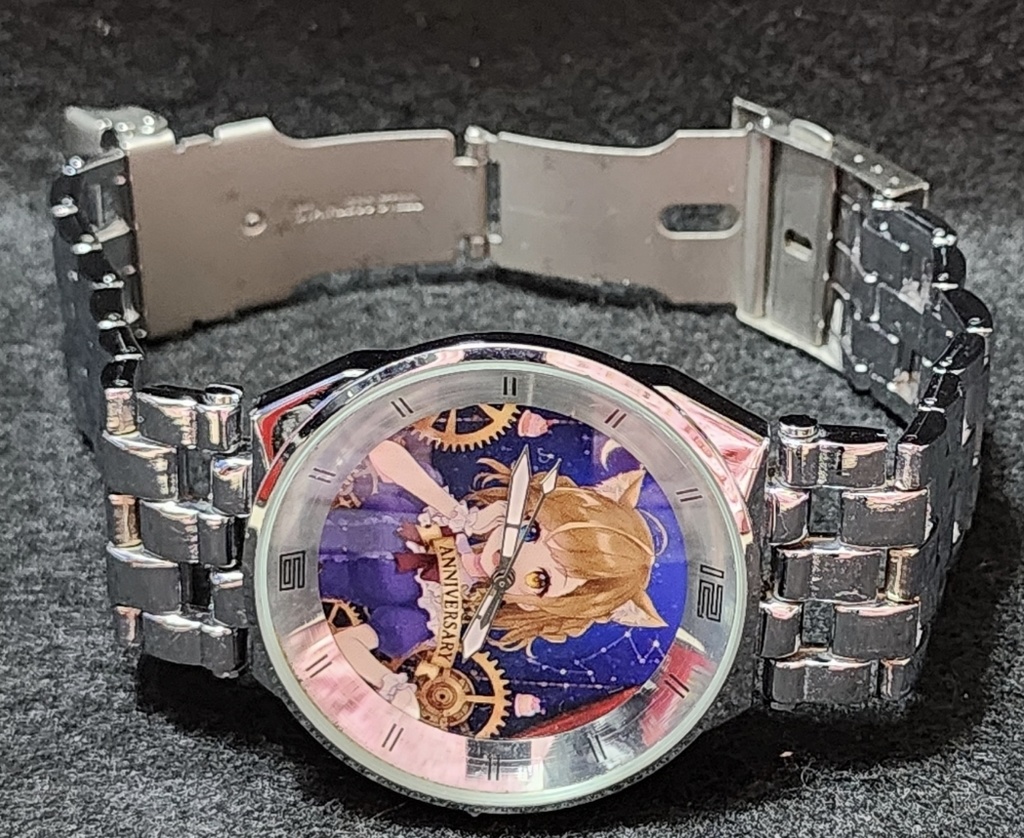 【祝・3万人&3周年】メモリアル・ウォッチ2点セット(特製ディスプレイ台座付き)オマケ有り