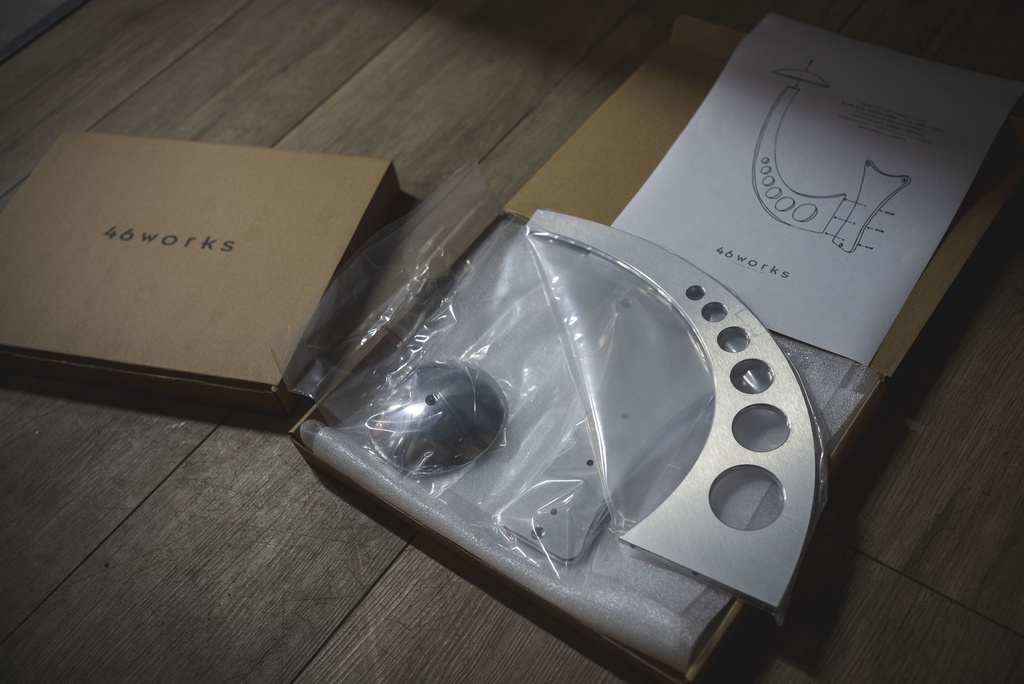 ヘルメットホルダー