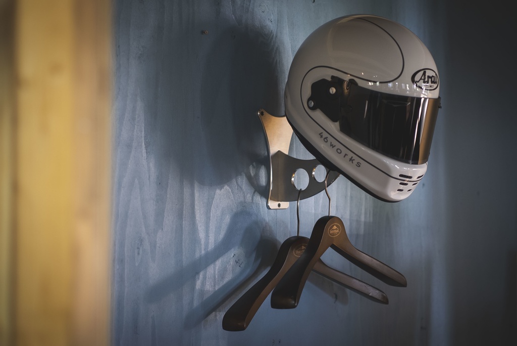 ヘルメットホルダー