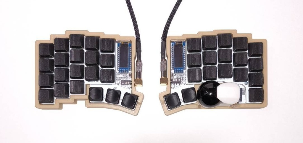 【フルセット】Keyball39 オリジナルケース　トラックボールの位置調整可能　トラックボールケース・スチールプレート付き　スチールプレートでテンティング可能