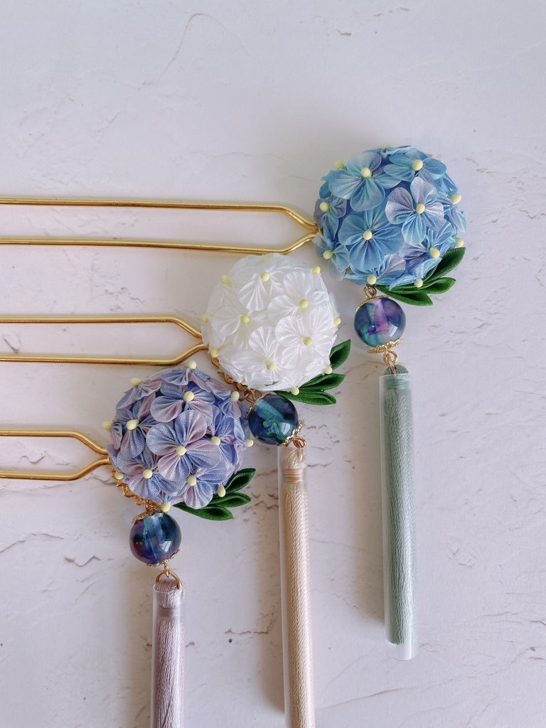 夏のお供に💠紫陽花のかんざし