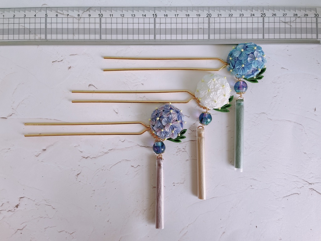 夏のお供に💠紫陽花のかんざし