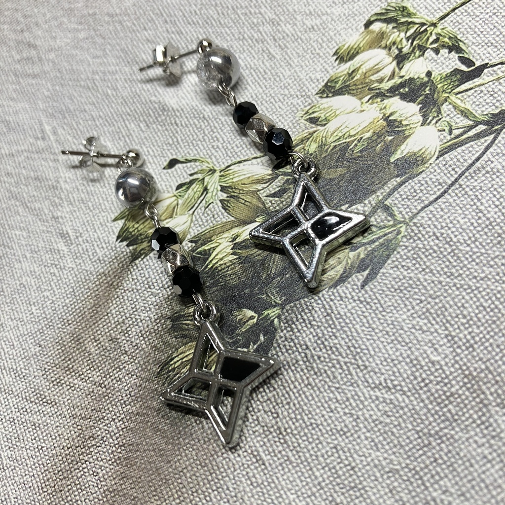 【忍たま】土井先生イメージ ピアス/イヤリング