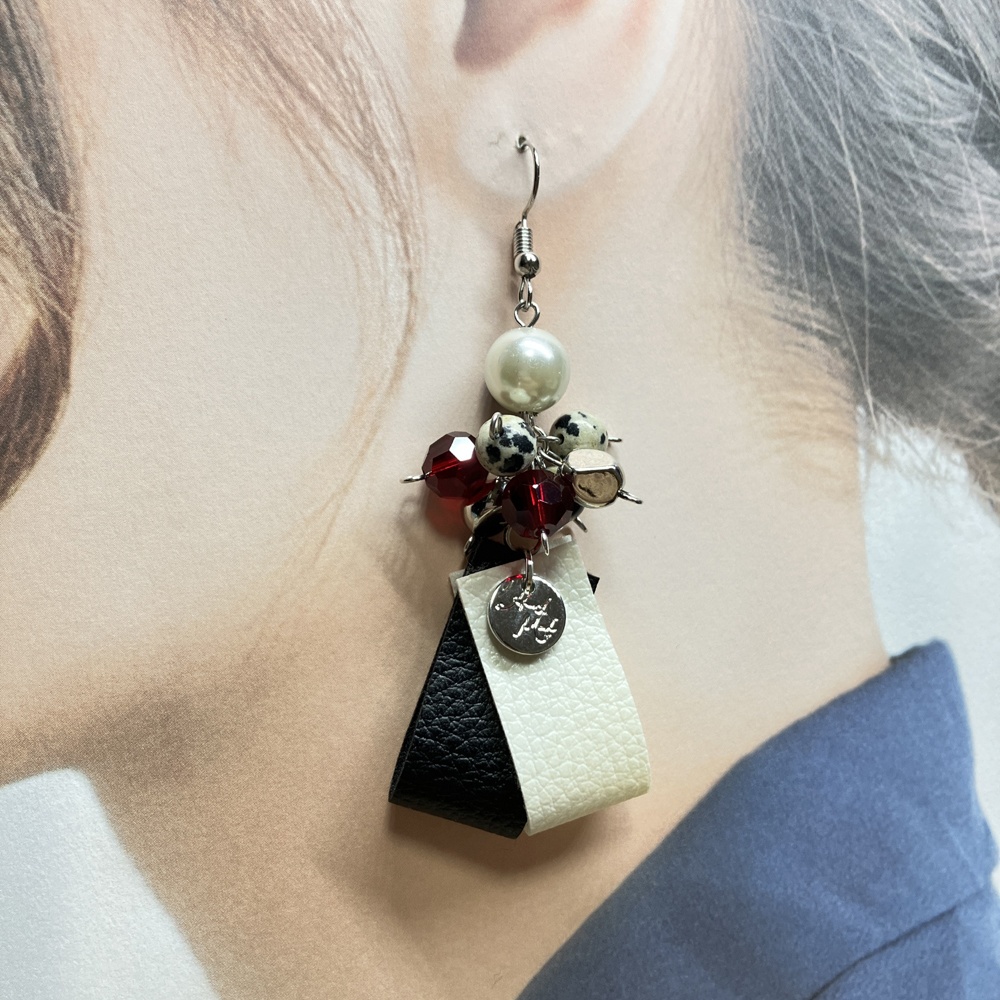 【ツイステ】クルーウェル先生イメージ ピアス/イヤリング