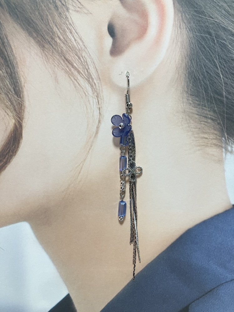 【忍たま】4～６年生 お花とチェーンタッセルのピアス/イヤリング