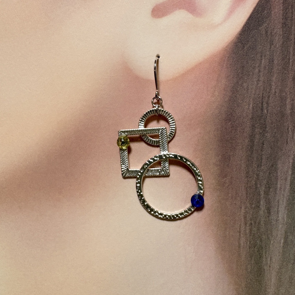○☐ピアス/イヤリング