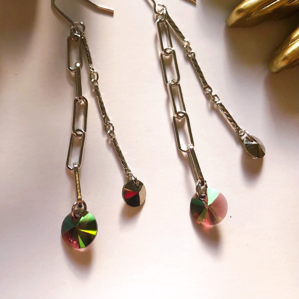 呪縛と鎖✴︎キャラクターイメージピアス、イヤリング