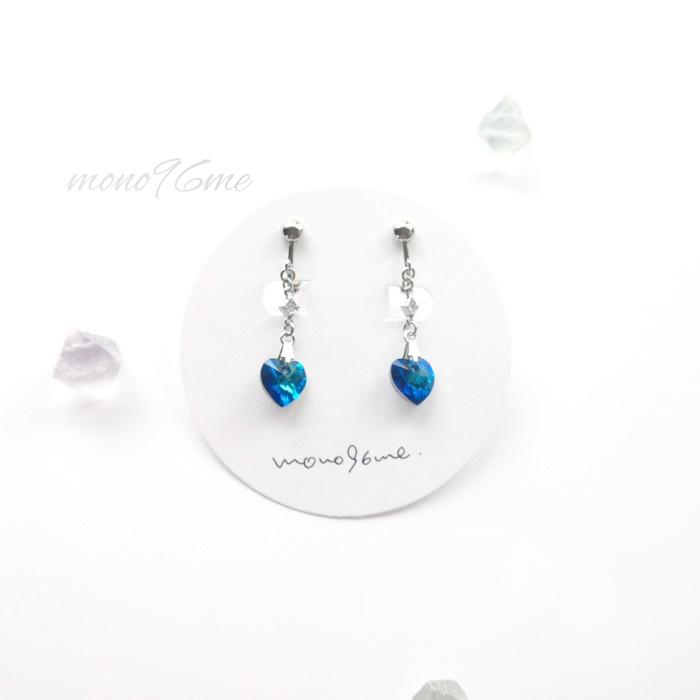 クリスタルバミューダブルー★ハートイヤリングorピアス