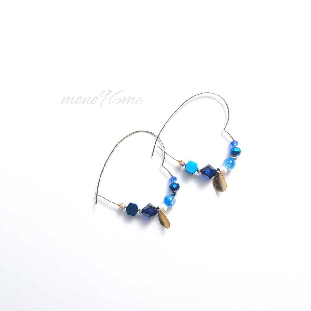 ハートフープピアス【蒼穹】