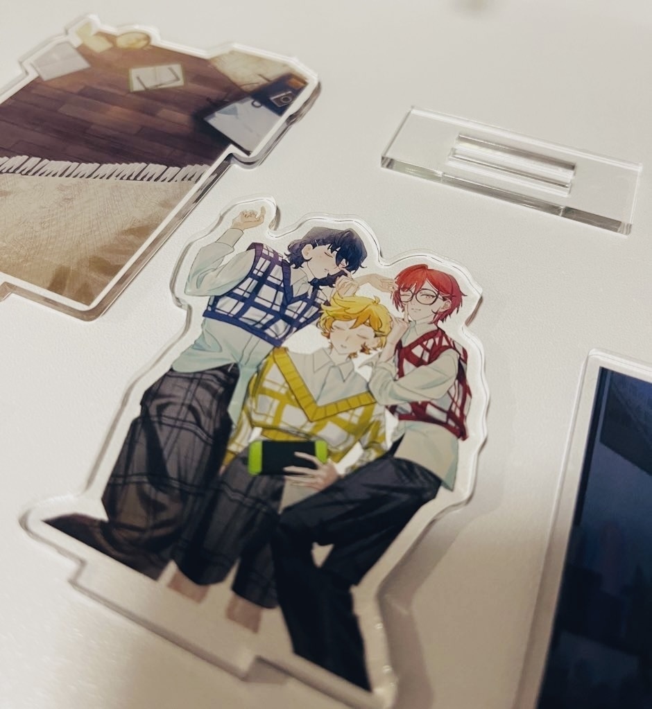 微睡みアクスタ