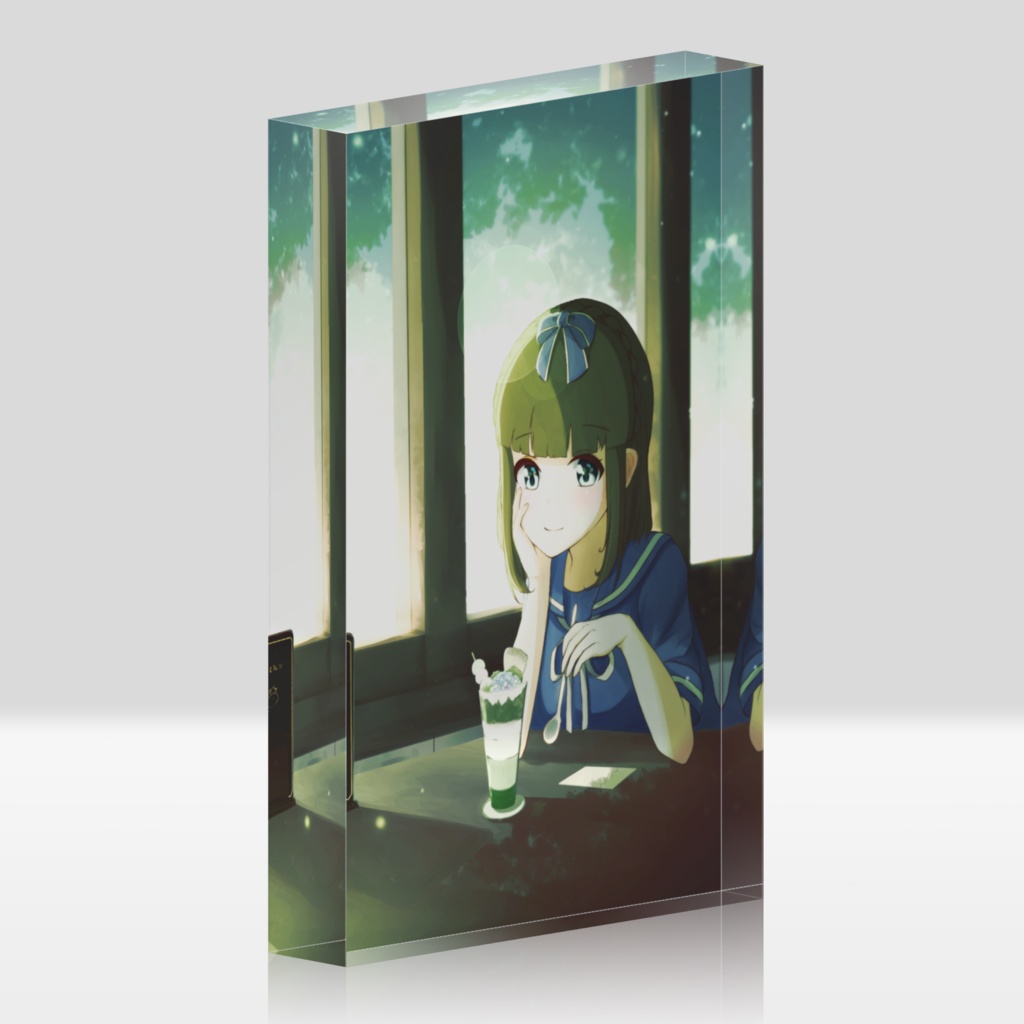 初夏、静かなカフェで