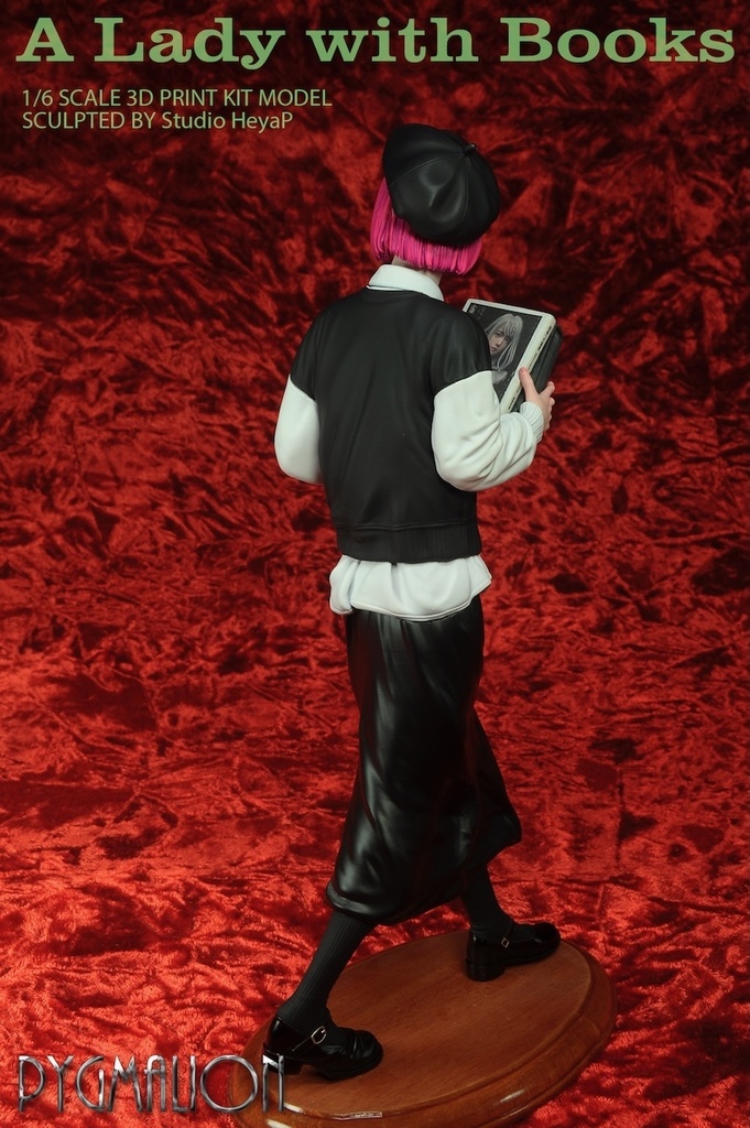 オリジナルガレージキット 本を運ぶ女性 1/6スケールもしくは1/12スケール (A Lady with Books)