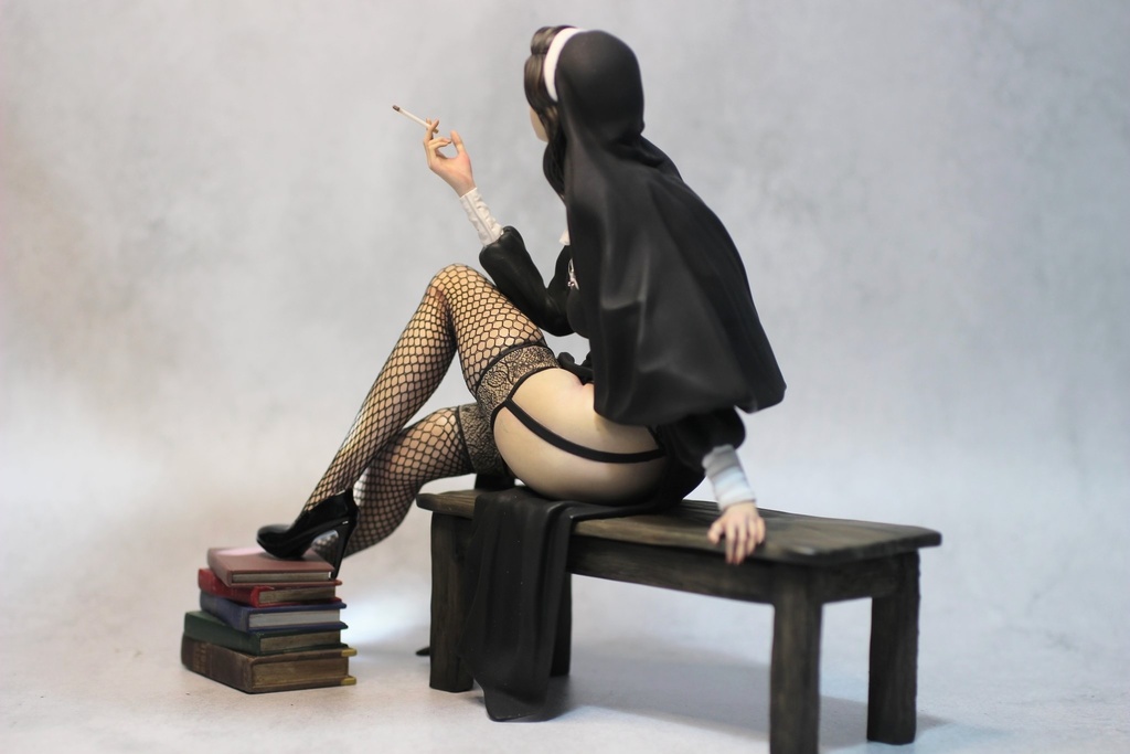 オリジナルガレージキット 聖女の休息 1/6スケール (Saint smokes)
