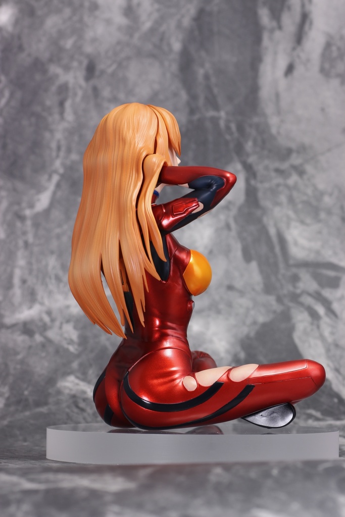 2/25 0:00以降受付開始 シン・エヴァンゲリオン劇場版より 髪をかきあげるアスカ・ラングレー セミリアル 1/6スケール未塗装ガレージキット