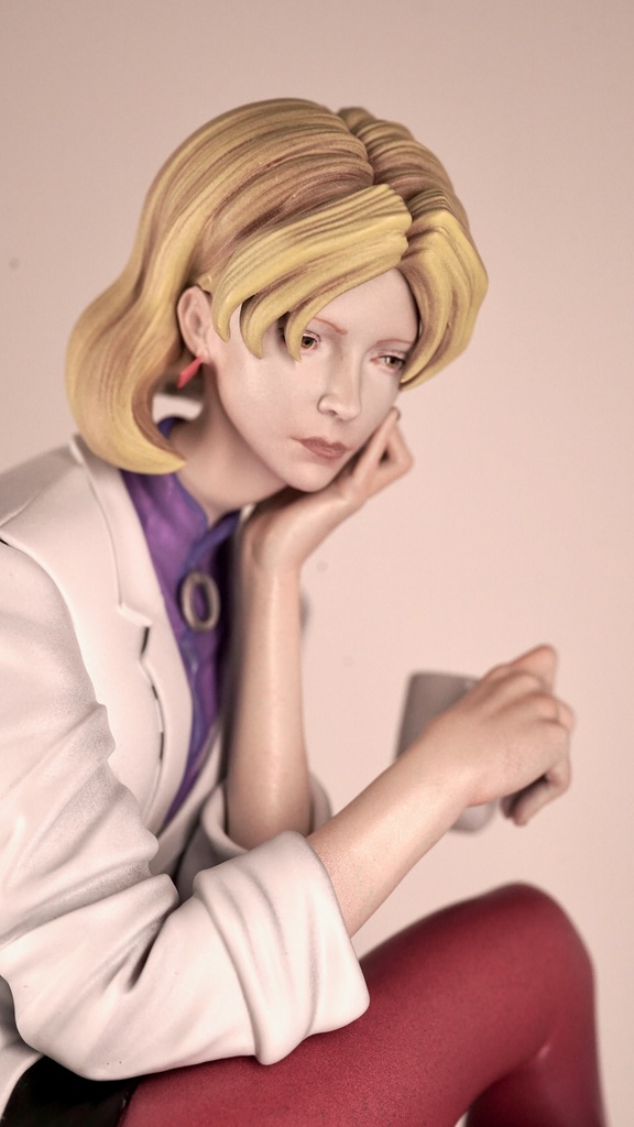 2/25 0:00以降受付開始 新世紀エヴァンゲリオンより くつろぐ赤木博士 セミリアル 1/6スケール未塗装ガレージキット