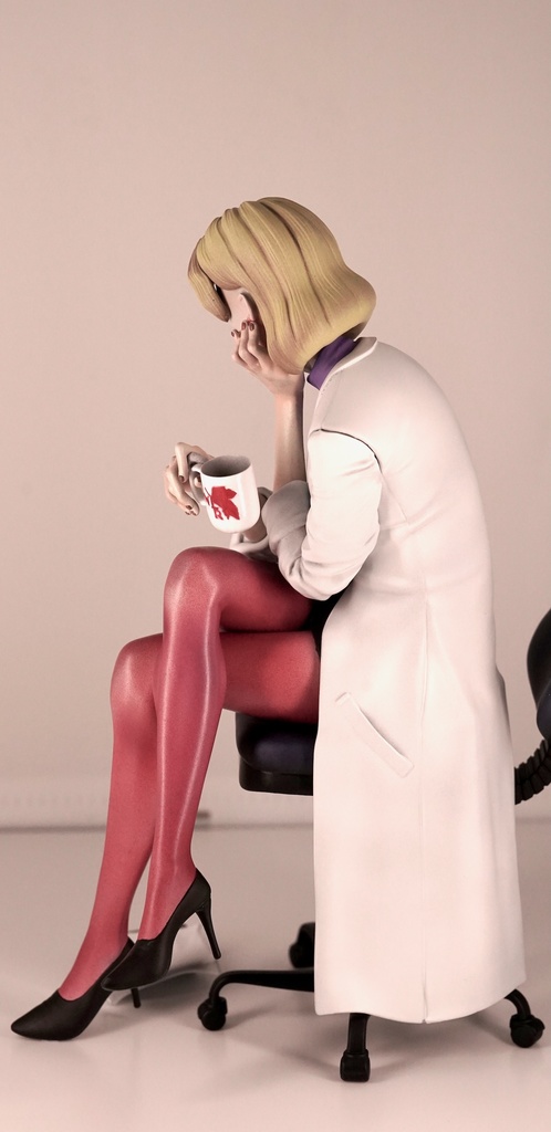 2/25 0:00以降受付開始 新世紀エヴァンゲリオンより くつろぐ赤木博士 セミリアル 1/6スケール未塗装ガレージキット