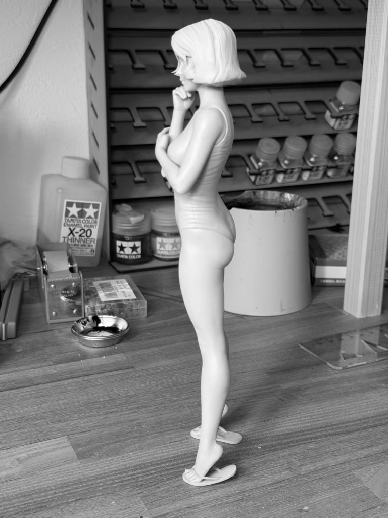 オリジナルガレージキット 小柄な女の子(A little girl) 1/6スケール