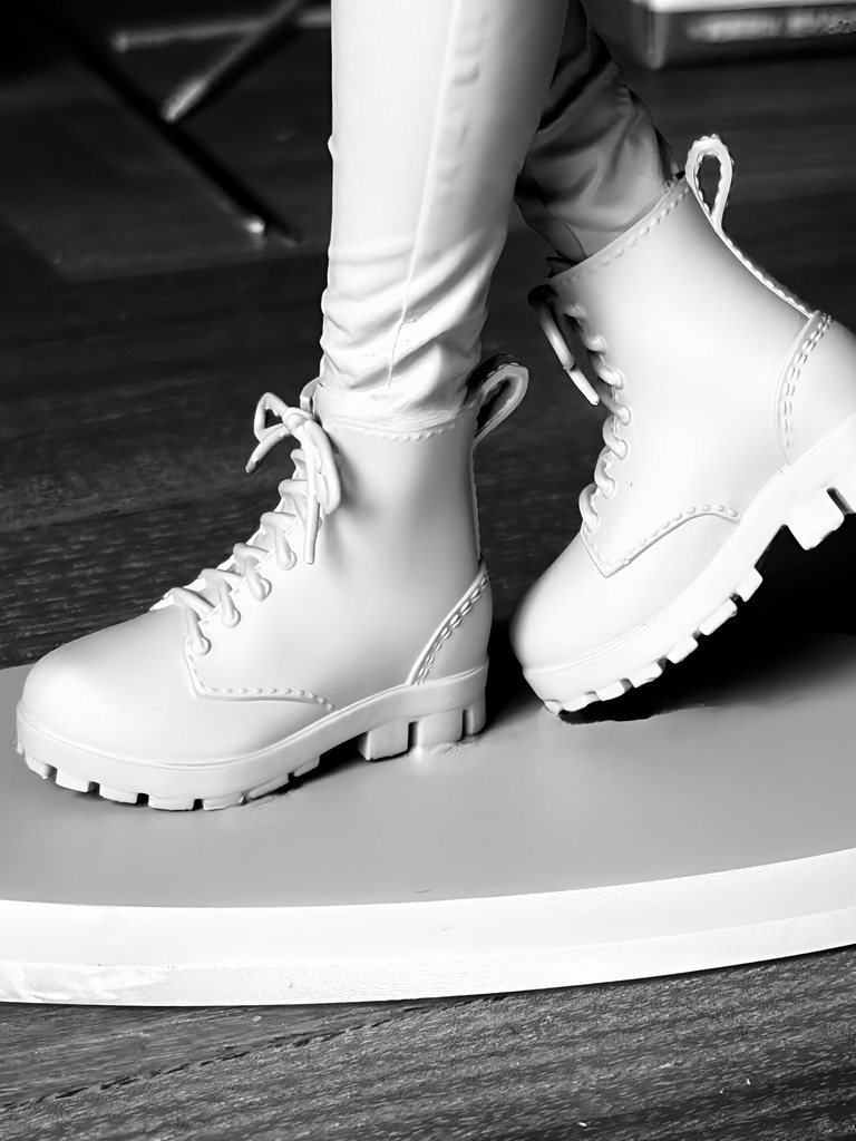 只今早期割引2000円オフです! オリジナルガレージキット PunkGirl 1/6スケール