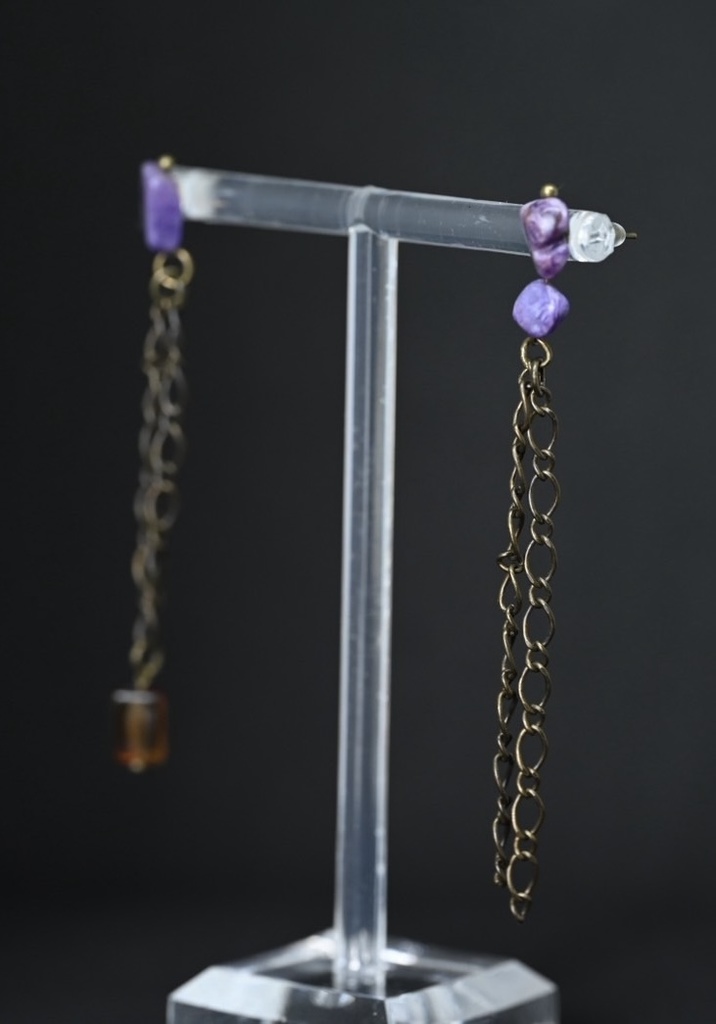 チャロアライトのアシンメトリーピアス