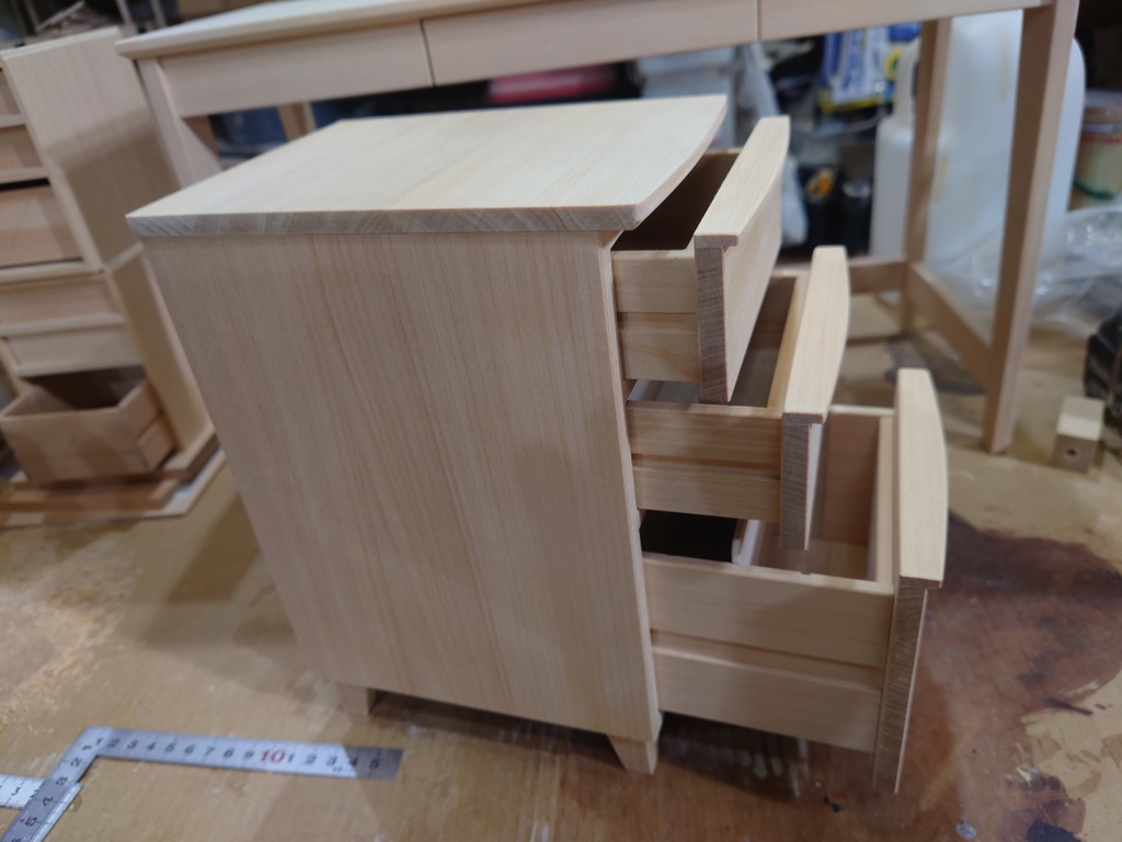 1/3デスク(机、チェスト)