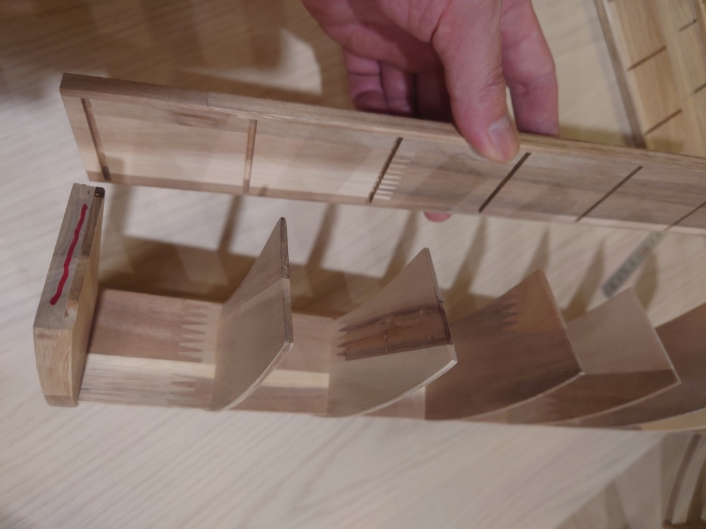 【受注生産】1/6 円形本棚(組立キット)