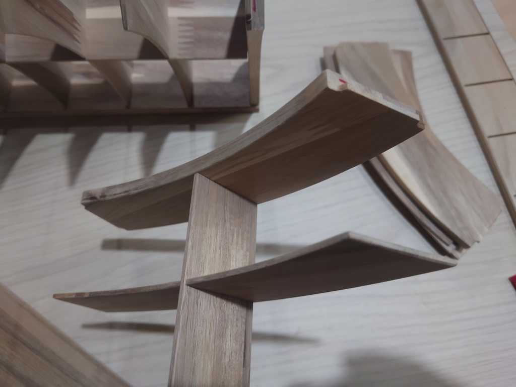 【受注生産】1/6 円形本棚(組立キット)