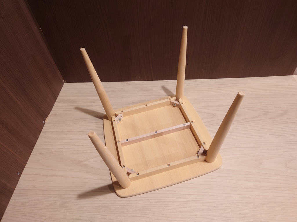 1/3テーブル(正方形)