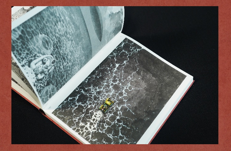 5月入荷分予約{乱鉄}最新商業画集DIRTYIRON特典アクスタつき