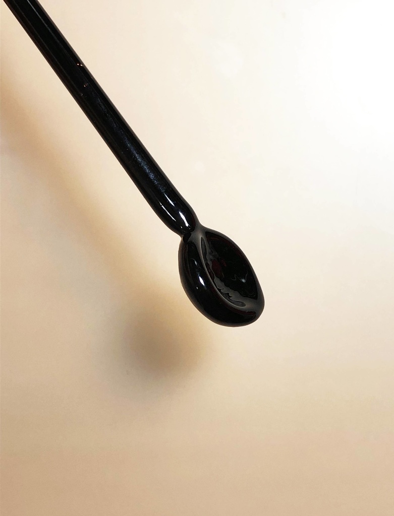 ガラス細工リッパーのマドラー