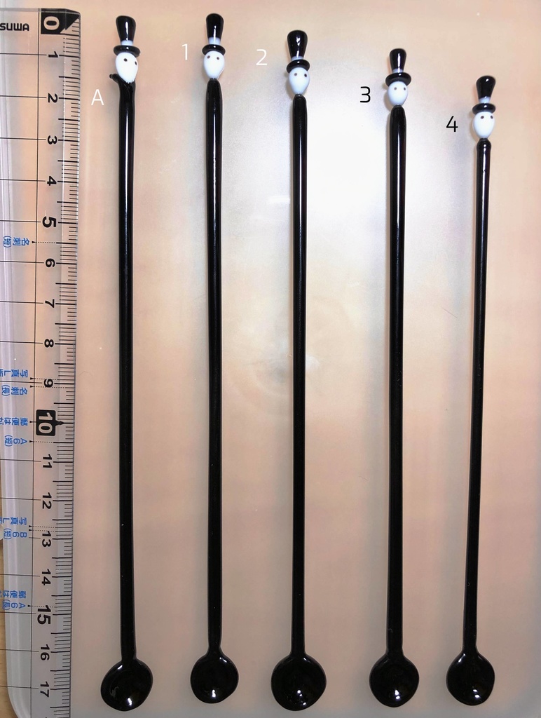 ガラス細工リッパーのマドラー