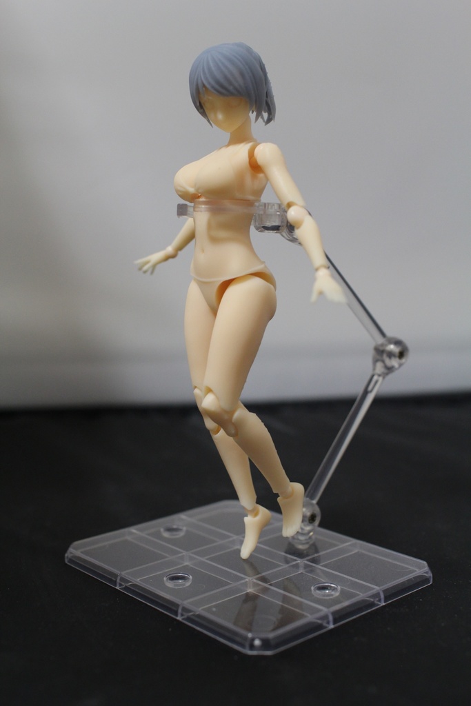 3Dプリント用 STL 可動素体（女性）_001