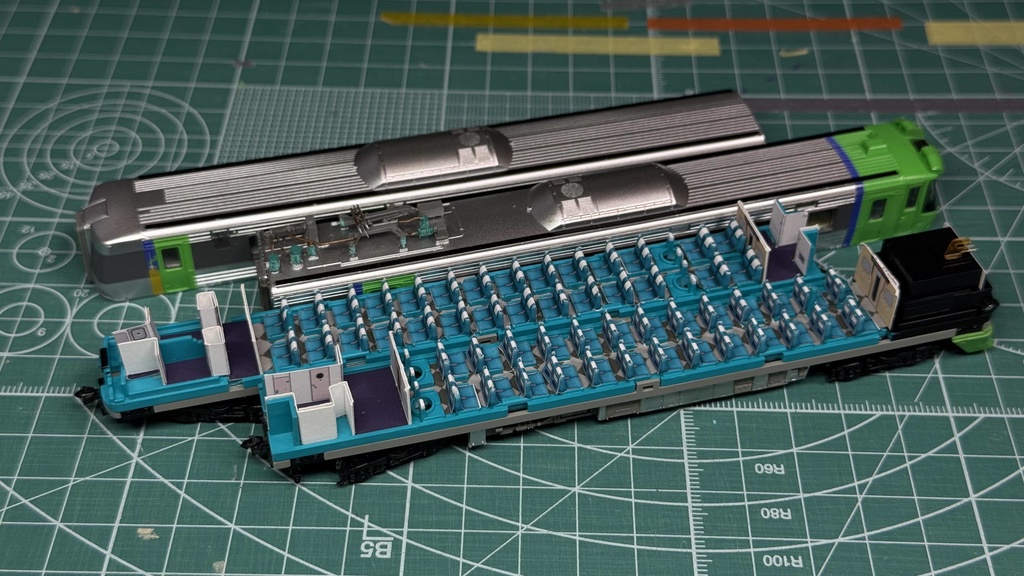 70002F スーパー白鳥785系300番台2両用内装パーツフルセット(A7220 785系300番代 特急「スーパー白鳥」2両セット用)