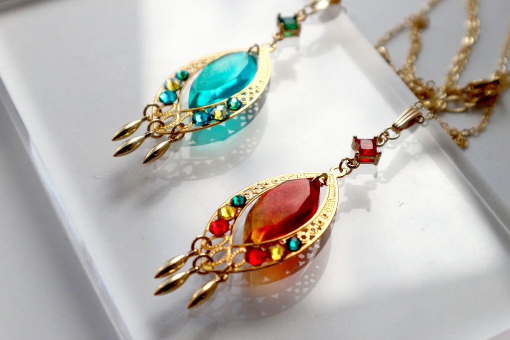 【ピアス/ネックレス】brilliant chandeliers Kaveh