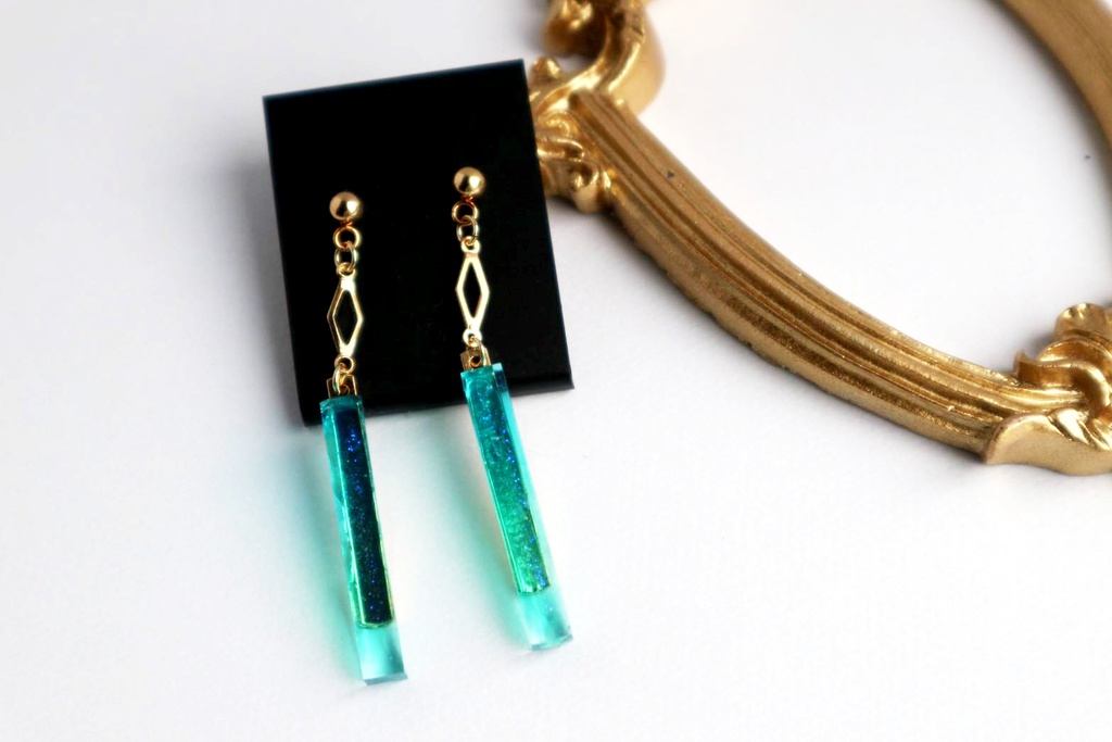 【ピアス/イヤリング】stickシリーズ VΔLZ