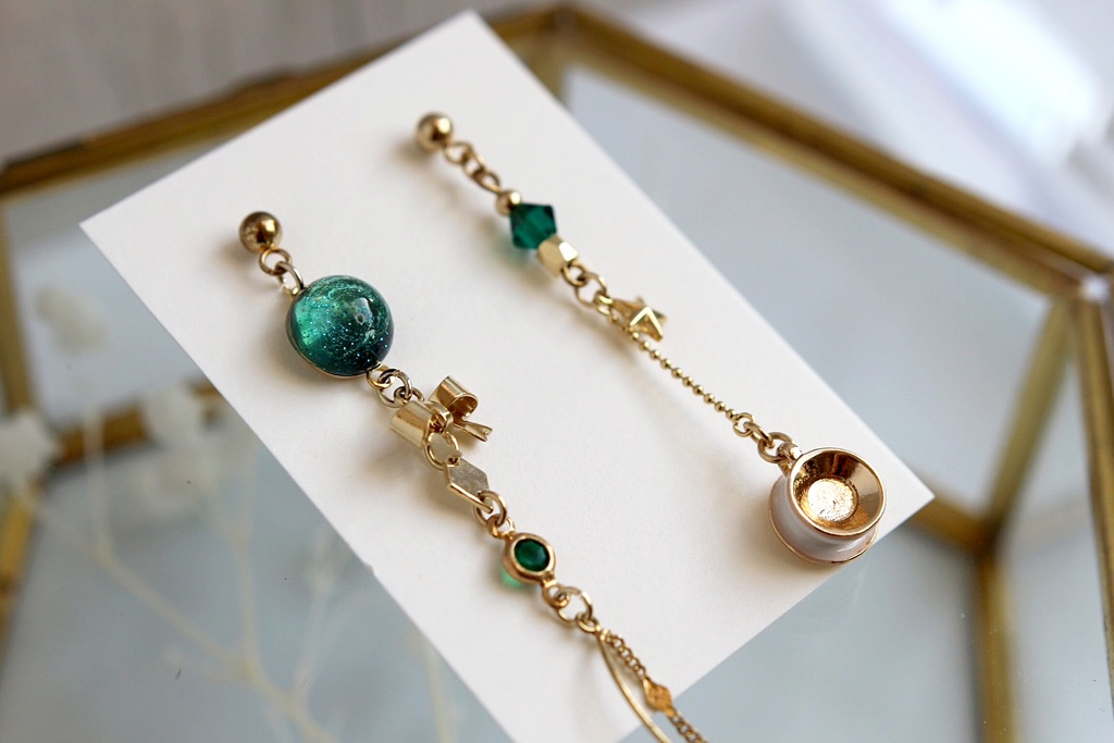 ★【耳飾り】壁炉の家 リネット フレミネ