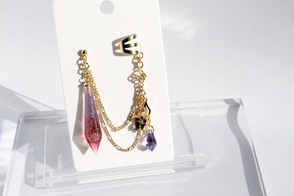 【イヤーカフ&ピアス(イヤリング)】VΔLZ
