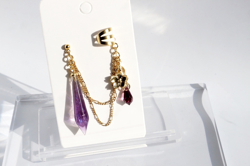 【イヤーカフ&ピアス(イヤリング)】VΔLZ
