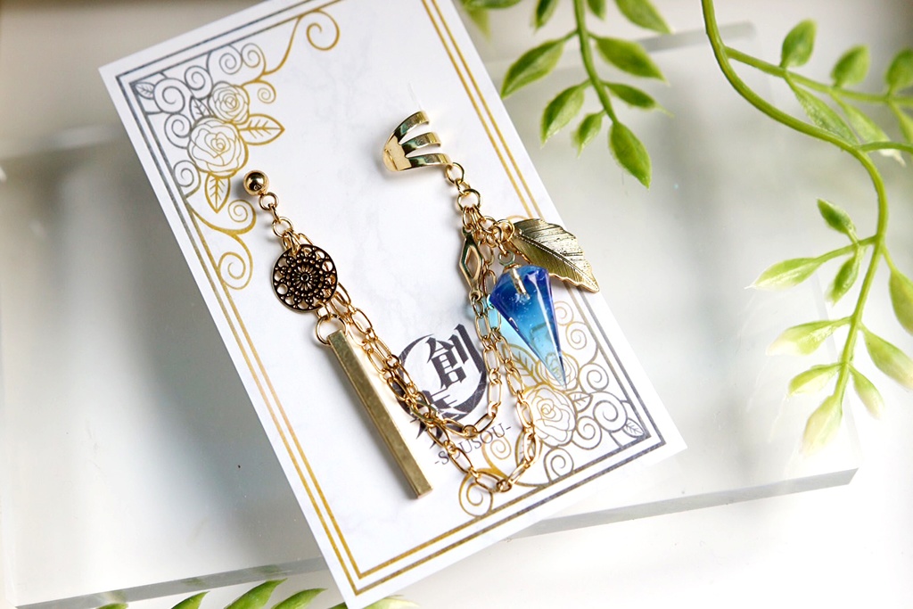【イヤーカフ＆耳飾り】レイシオ