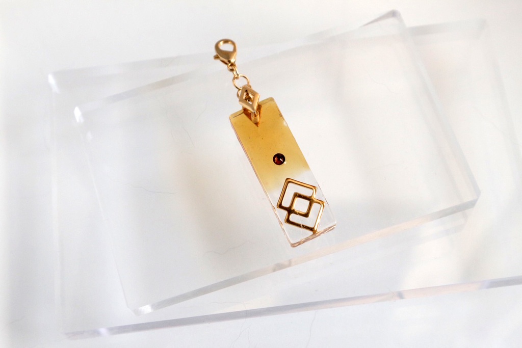 【チャーム】岩の証