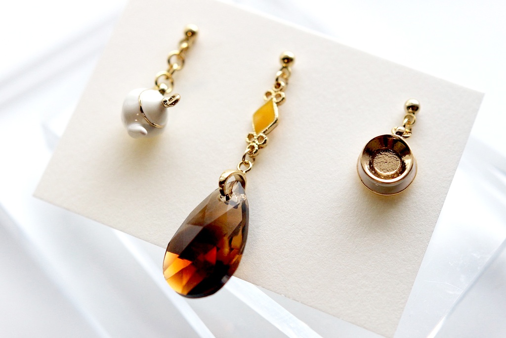 【ピアス】紅茶の一時