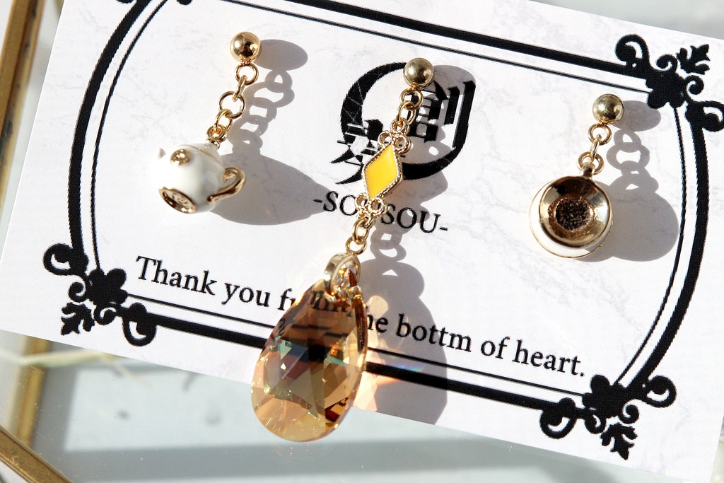 【ピアス】紅茶の一時