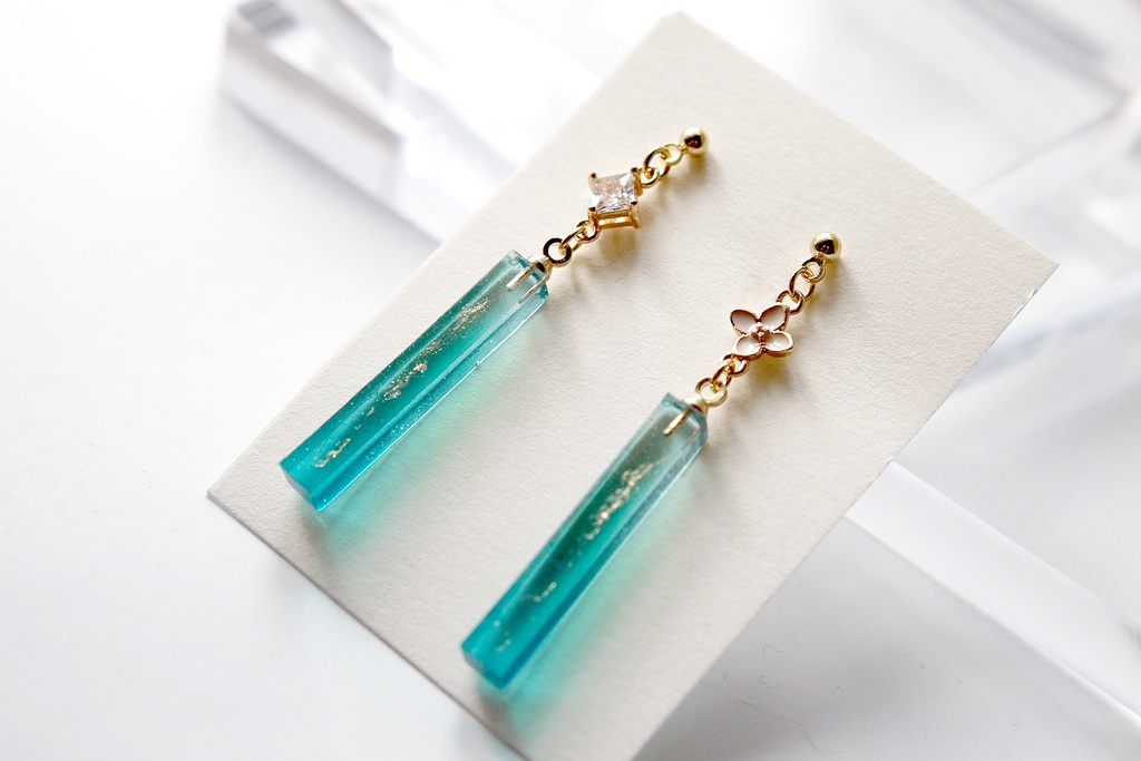 【ピアス】stickシリーズ　アルベド