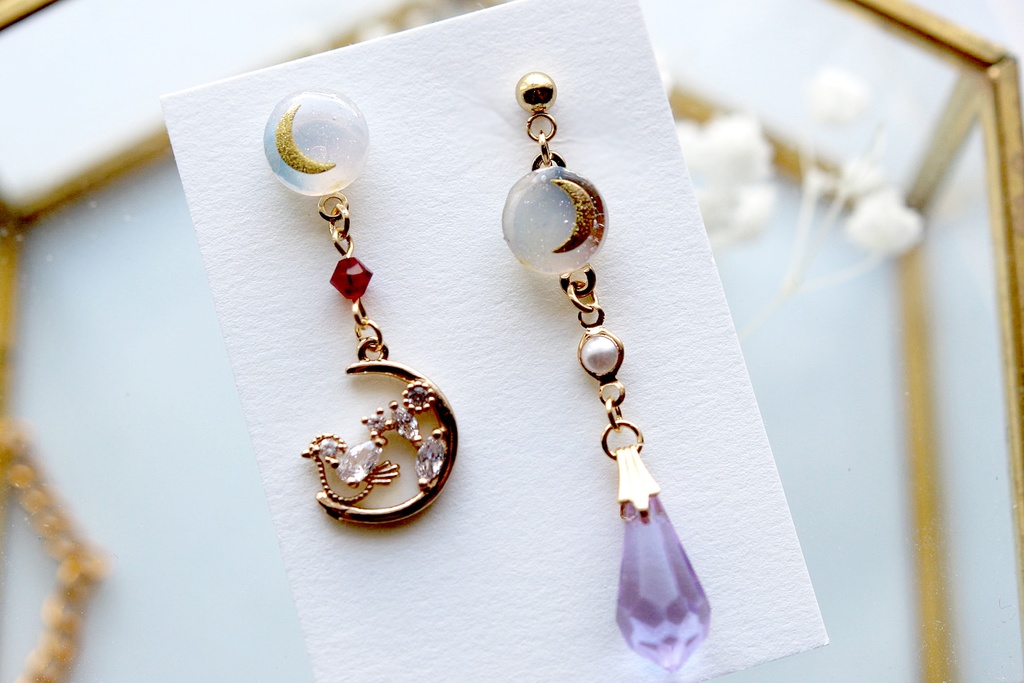 【ピアスのみ】少女、コロンビーナ