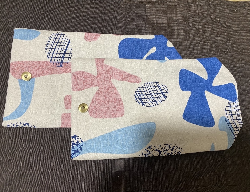 薄めの文庫同人誌カモフラージュブックカバー(柄はランダム)