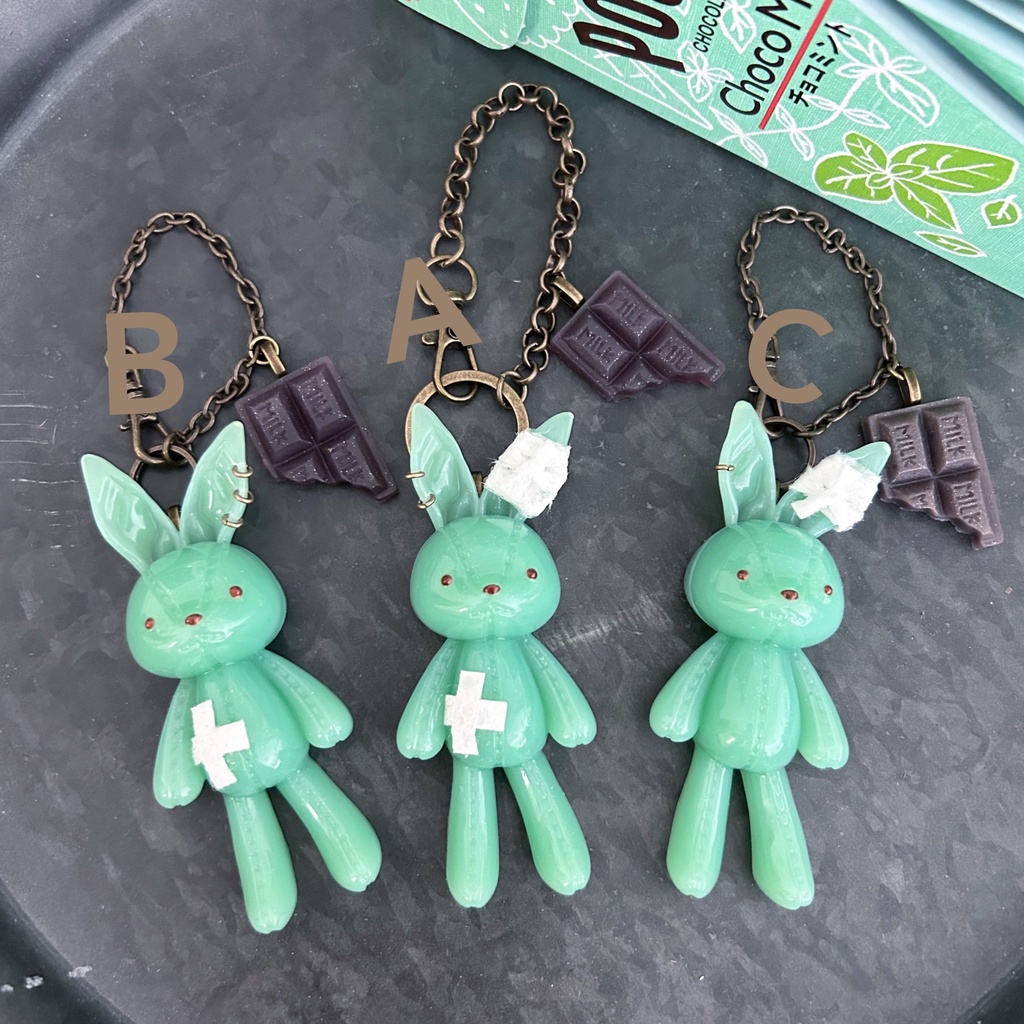 うささんバッグチャームA🐇（ミントチョコ）