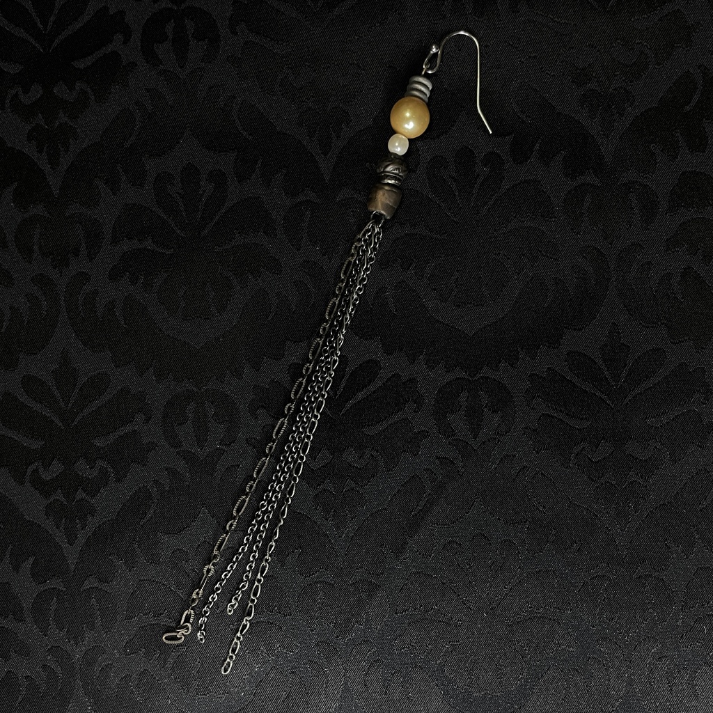 PIRATE'S AMULET PIERCE