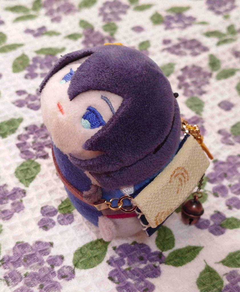 (生地変更品)お出かけバッグ青色 どんぐり鈴付き