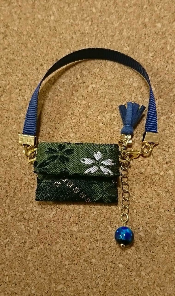 お出かけバッグ 緑黒 蛍玉付き