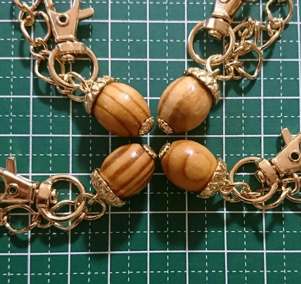 バッグチャームどんぐり タッセル黄色