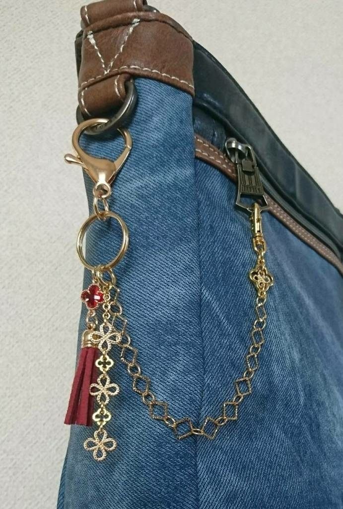 バッグチャーム レッドフラワー